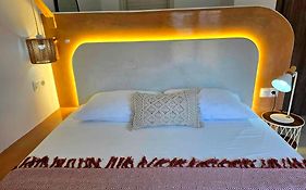Papafotis Apartments & Suites